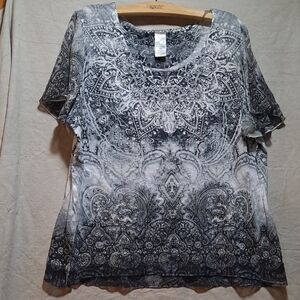 Time and Tru Women's Black and Gray Paisley Top
